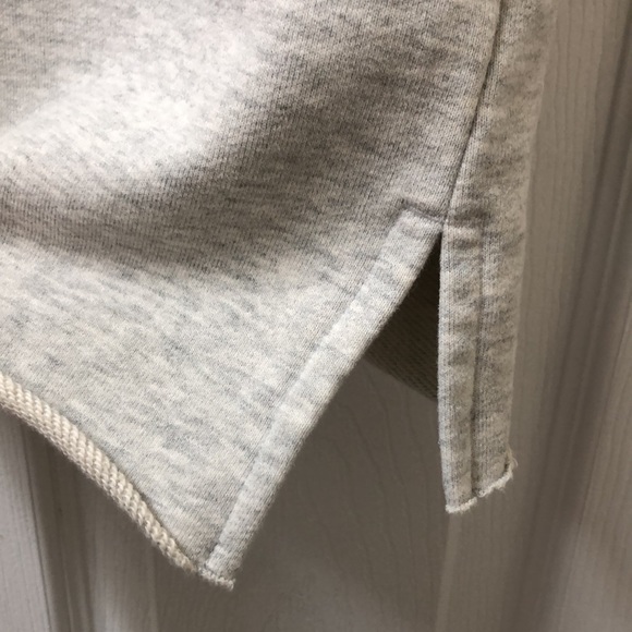 LIKE NEW! Lorna Jane Athletic Sleeveless Hoodie - Picture 11 of 16